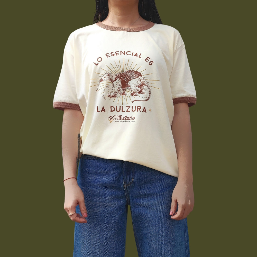 Camiseta LO ESENCIAL
