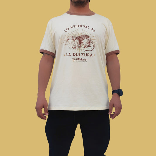 Camiseta LO ESENCIAL